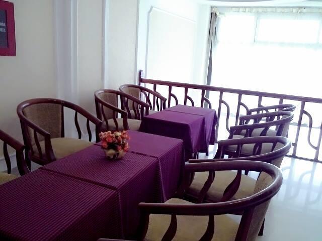 Elly Hotel Ханой Екстер'єр фото